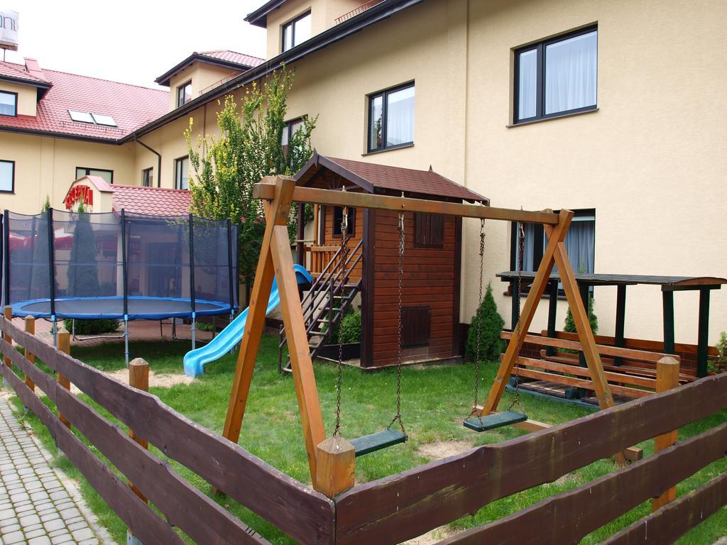 Zajazd Pod Borem Глогув-Малопольський Екстер'єр фото